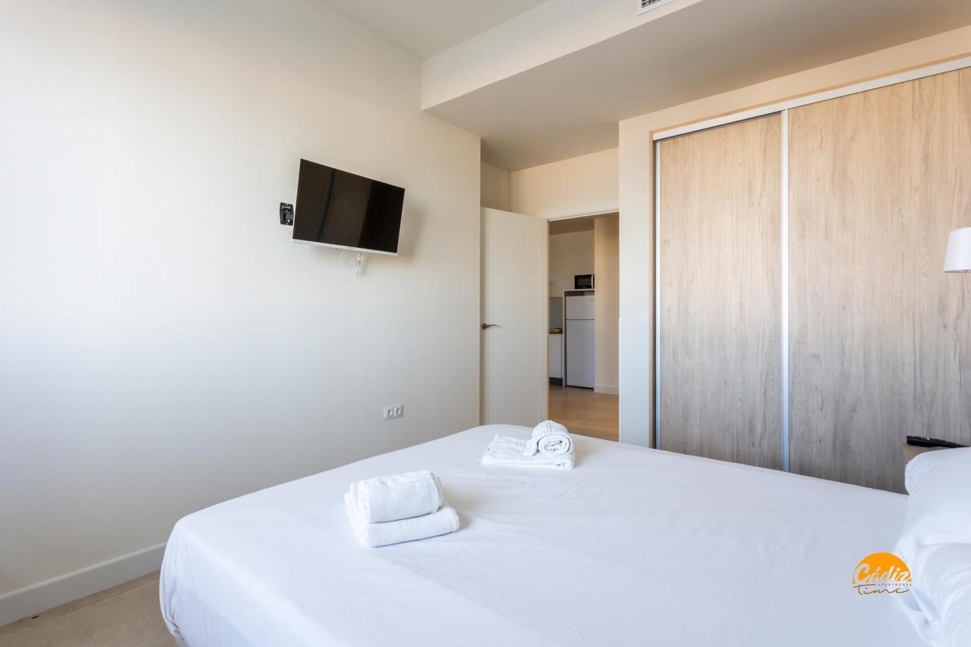 Delfin Azul 2 Free Parking By Cadiz Time Apartment Exterior photo